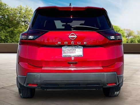 New 2026 Nissan Rogue SV FWD image 4