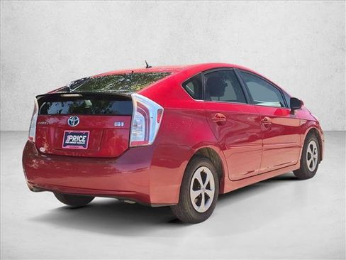 Used 2014 Toyota Prius Two FWD image 5