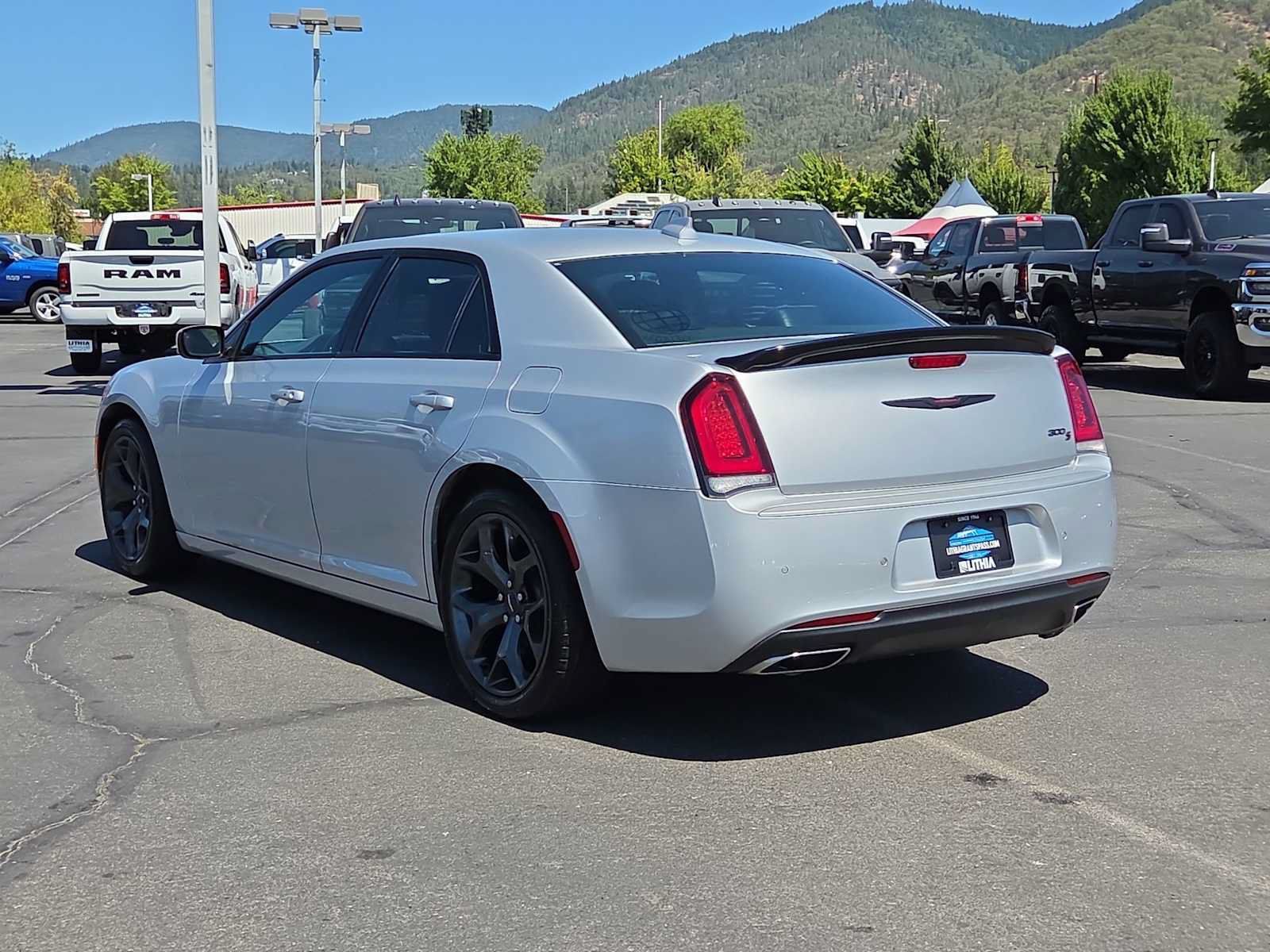 Used 2021 Chrysler 300 S RWD image 12