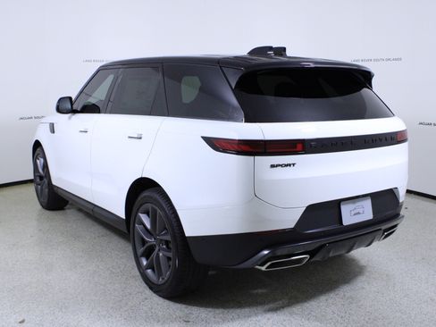 New 2026 Land Rover Range Rover Sport SE image 5