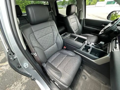 Used 2022 Toyota Tundra Limited w/ TRD Off-Road Package AWD/4WD image 32