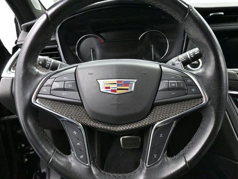 Used 2022 Cadillac XT5 Sportv w/ LPO, Floor Liner Package image 17