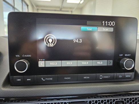 Used 2024 Honda Civic EX-L image 25