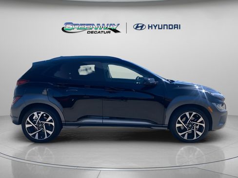 Used 2022 Hyundai Kona Limited image 10