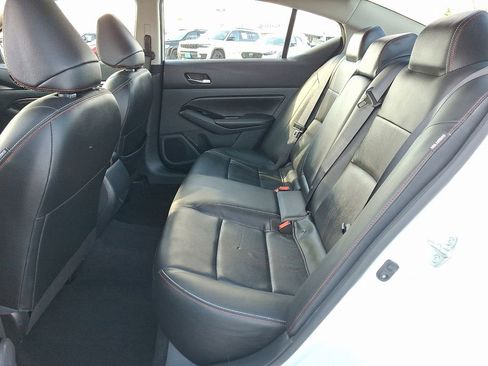 Used 2023 Nissan Altima 2.5 SR w/ SR Premium Package AWD/4WD image 11