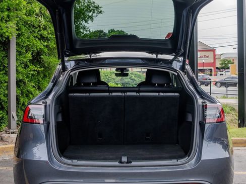 Used 2023 Tesla Model Y Long Range AWD/4WD image 25