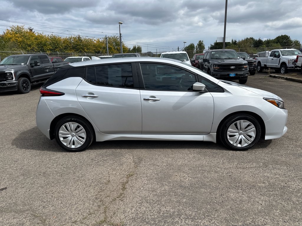Used 2023 Nissan Leaf S FWD image 8