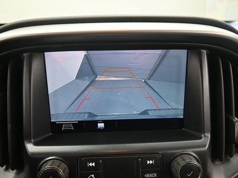 Used 2019 Chevrolet Colorado LT w/ LT Convenience Package image 16