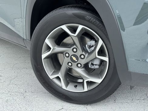 New 2025 Chevrolet Trax LT w/ Driver Confidence Package image 5