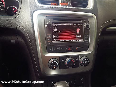 Used 2015 GMC Acadia SLE image 13