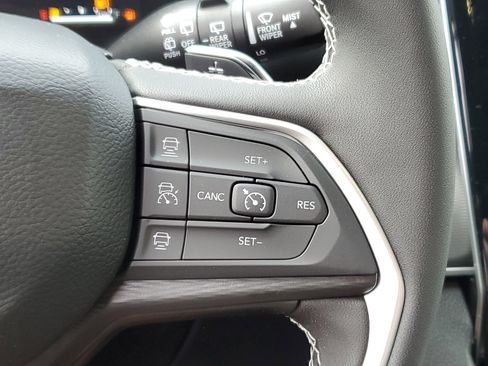 New 2025 Jeep Grand Cherokee Laredo RWD image 14