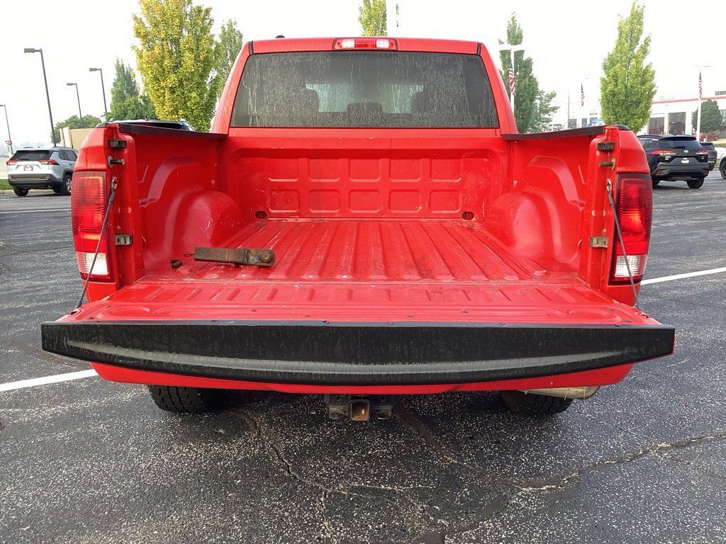 Used 2015 RAM 1500 Express AWD/4WD image 9