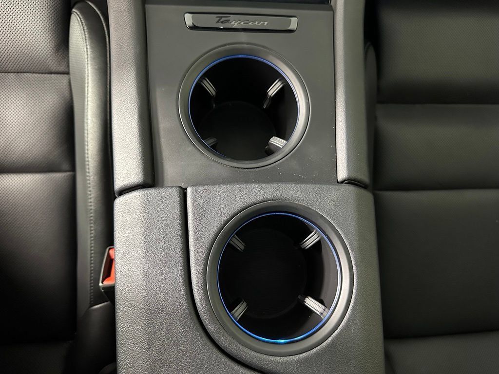 Certified 2021 Porsche Taycan RWD image 31