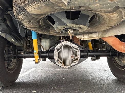 Used 2017 RAM 3500 Tradesman w/ Chrome Appearance Group image 21