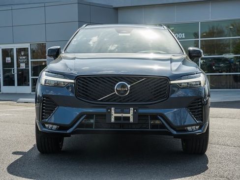 New 2026 Volvo XC60 B5 Plus w/ Climate Package image 2