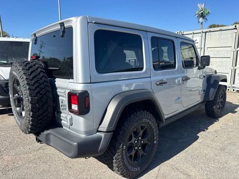 Used 2022 Jeep Wrangler Unlimited Sport AWD/4WD image 5