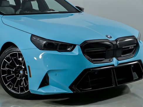 Used 2026 BMW M5 Touring w/ Executive Package AWD/4WD image 3
