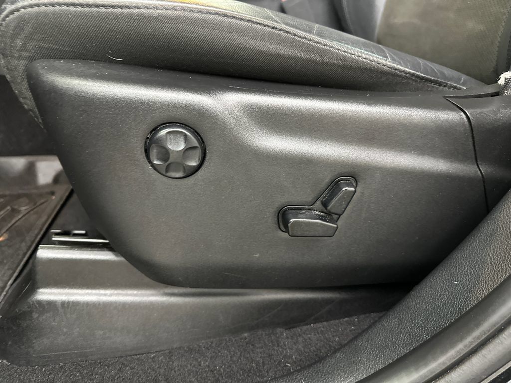 Used 2020 Dodge Durango GT AWD/4WD image 10