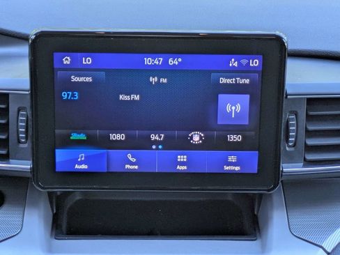 Used 2024 Ford Explorer XLT w/ Equipment Group 202A RWD image 18
