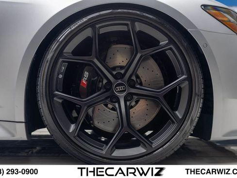 Used 2024 Audi RS 6 performance AWD/4WD image 30