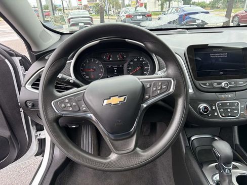 Used 2024 Chevrolet Malibu LT FWD image 22