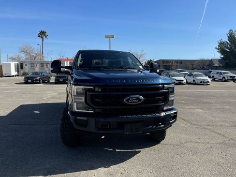 Used 2020 Ford F250 Lariat image 2