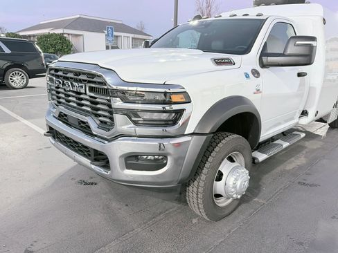 Used 2025 RAM 5500 Tradesman image 19
