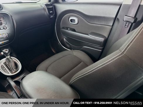 Used 2017 Kia Soul + w/ Designer's Package FWD image 21