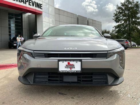 Used 2025 Kia K4 FWD image 3