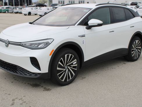 New 2026 Volkswagen ID.4 Pro image 3