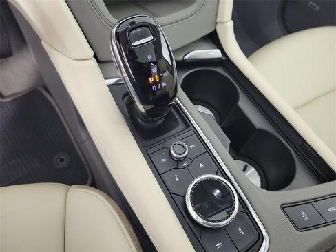 Certified 2023 Cadillac XT6 Premium Luxury w/ Technology Package image 31