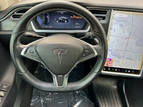 Used 2013 Tesla Model S Performance image 15