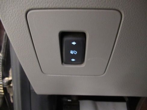Used 2015 Ford F150 XLT w/ Equipment Group 301A Mid AWD/4WD image 16