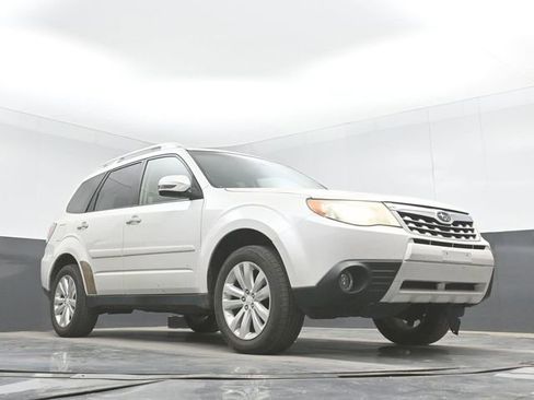 Used 2012 Subaru Forester 2.5X Touring AWD/4WD image 27