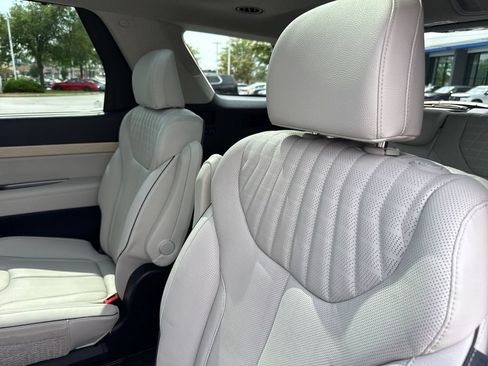 Certified 2024 Hyundai Palisade Limited AWD/4WD image 21