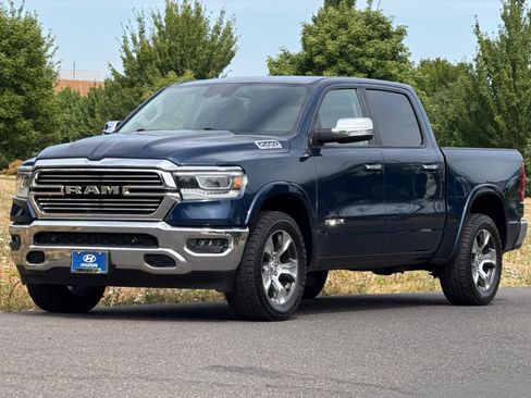 Used 2022 RAM 1500 Laramie AWD/4WD image 7