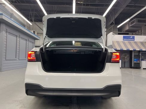 Used 2025 Subaru Legacy Premium image 11