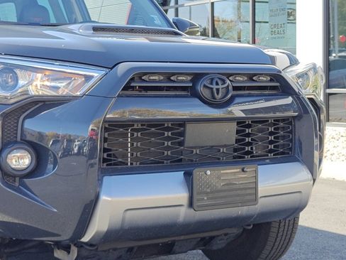 Used 2024 Toyota 4Runner TRD Off-Road Premium image 31