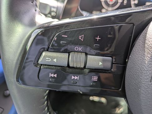 Certified 2024 Nissan Z Performance w/ Floor Mat Package RWD image 18