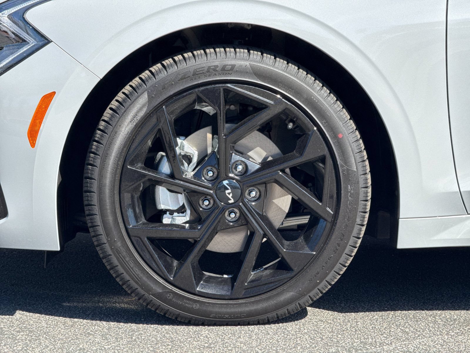 New 2026 Kia K5 GT-Line w/ GT-Line Premium Package FWD image 32