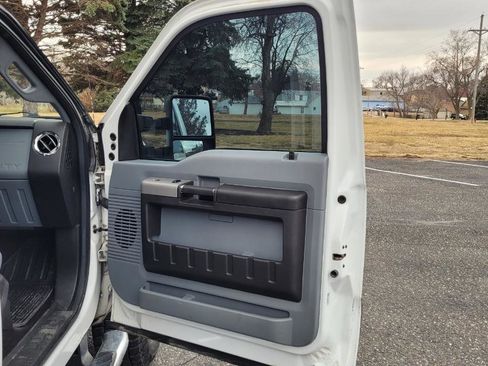 Used 2014 Ford F250 XLT w/ XLT Value Package image 21