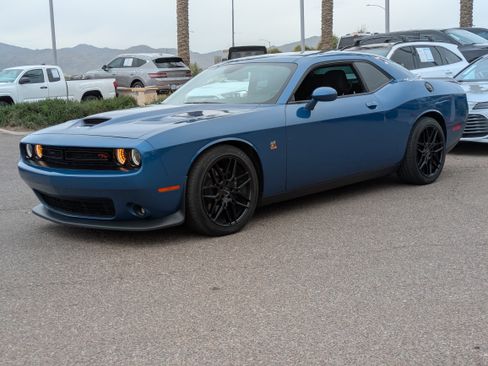 Used 2023 Dodge Challenger R/T Scat Pack image 7