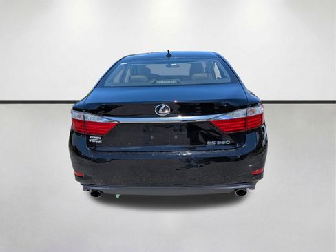 Used 2014 Lexus ES 350 w/ Luxury Package FWD image 5