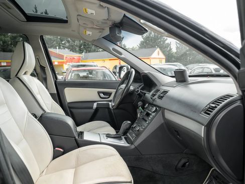 Used 2014 Volvo XC90 3.2 R-Design AWD/4WD image 12