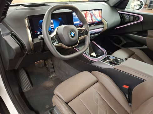 Used 2025 BMW X3 xDrive30i w/ Premium Package AWD/4WD image 9