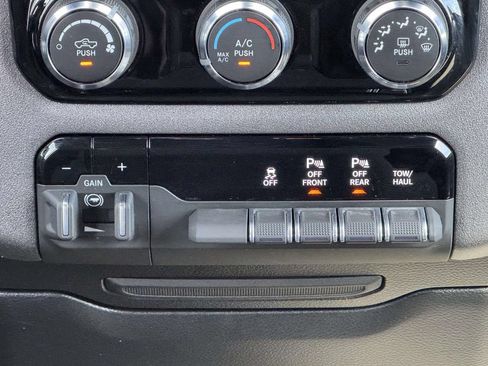 Used 2026 RAM 1500 Classic Warlock AWD/4WD image 19