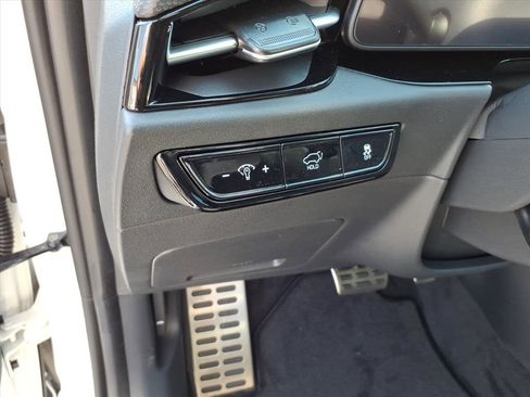 New 2026 Kia Niro Wave w/ Wave Preserve Package image 17