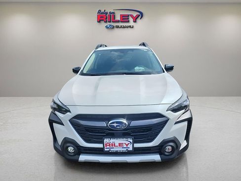 Certified 2025 Subaru Outback Limited image 8