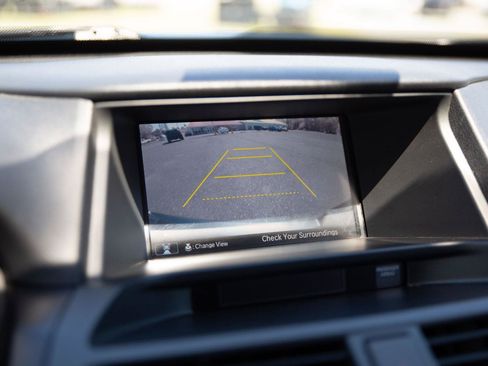 Used 2013 Honda Crosstour EX-L image 17