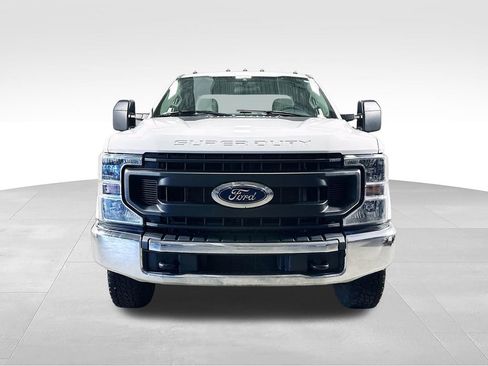 Used 2021 Ford F250 XL w/ Power Equipment Group AWD/4WD image 4